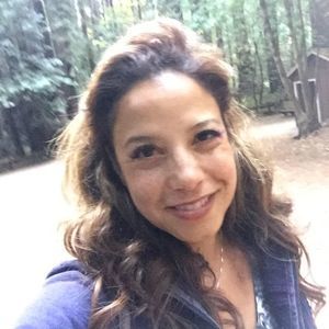 Meet your Posher, Holly